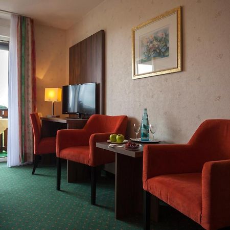 וילינגן Hotel Berghof מראה חיצוני תמונה