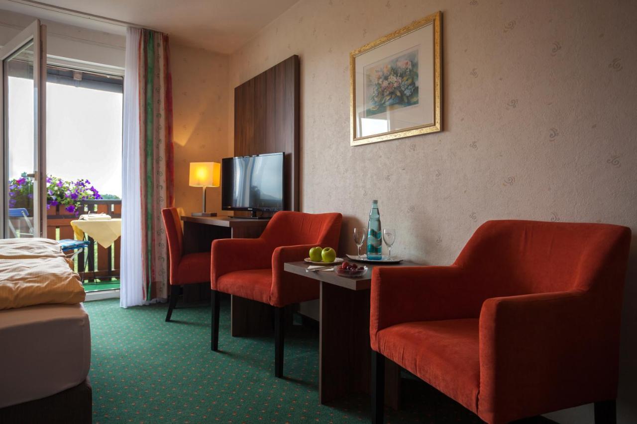 וילינגן Hotel Berghof מראה חיצוני תמונה