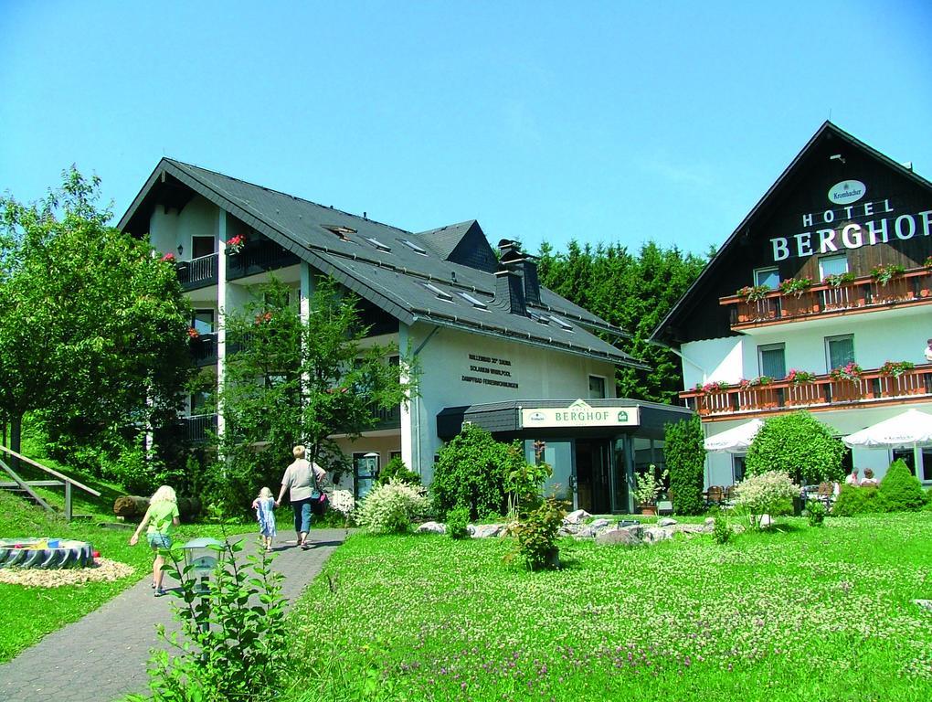 וילינגן Hotel Berghof מראה חיצוני תמונה
