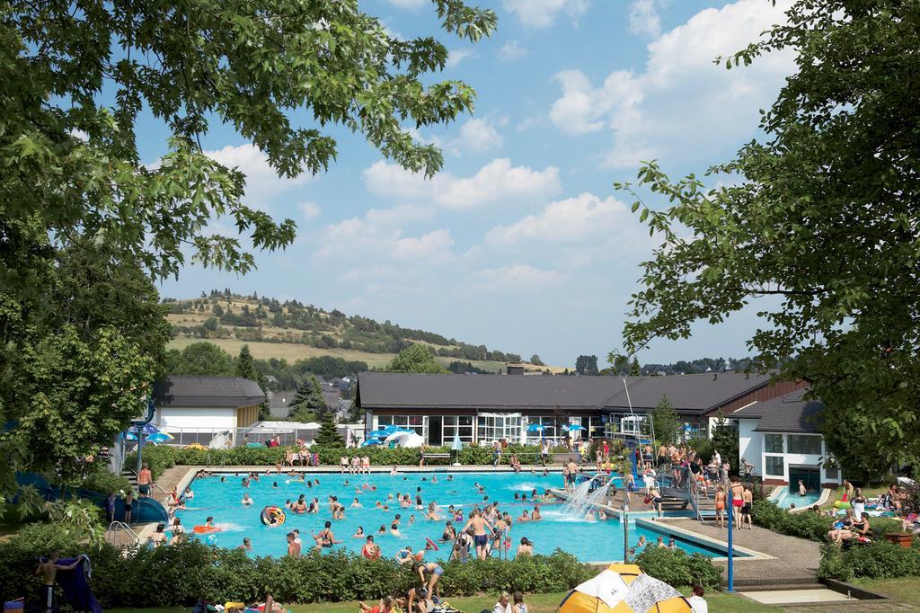 וילינגן Hotel Berghof מראה חיצוני תמונה